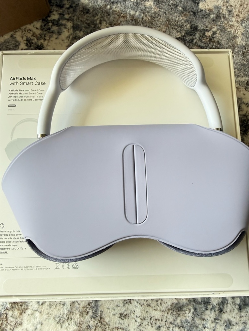 Apple AirPods Max 1 - Lavender Silver Over-Ear Headphones - Picture 4 of 12